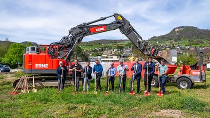 Perfektes Wetter für den Spatenstich der Dreifachsporthalle in Sissach