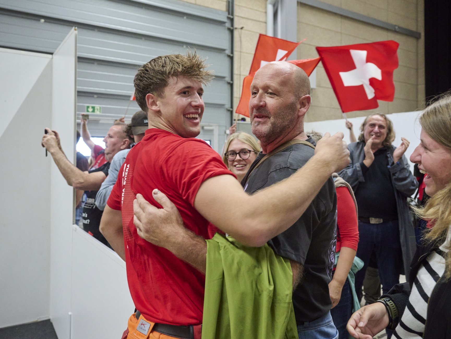 Mattia EuroSkills Wettkampfende mit Jubel