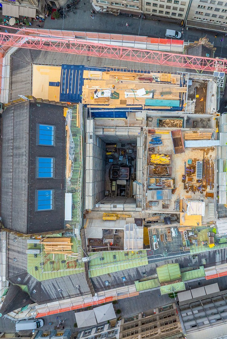 Umbau Sanierung alte Hauptpost Basel Drohnenaufnahme von oben