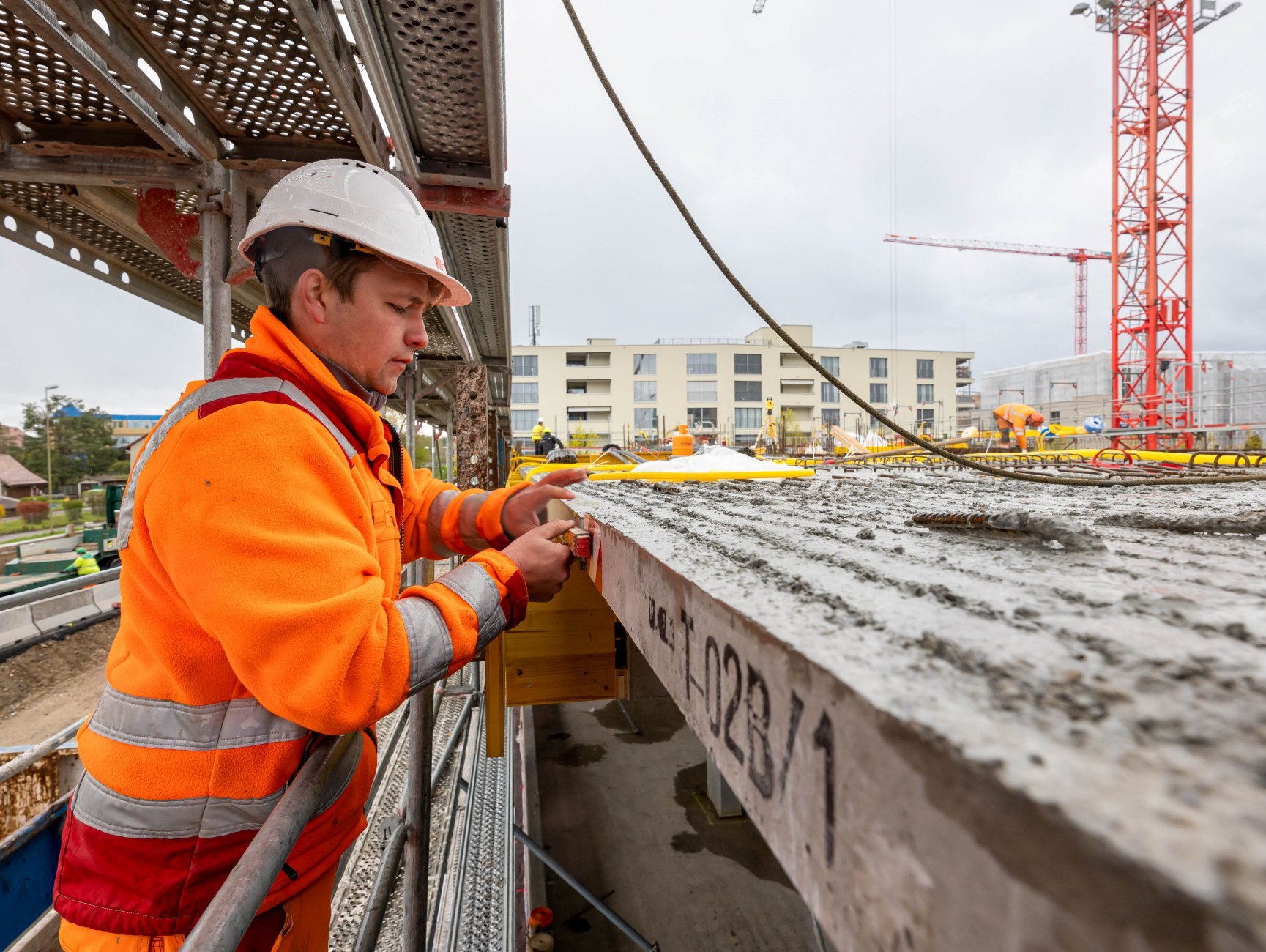 Gewerbebau ZWHATT Regensdorf Polier